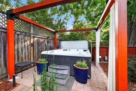 4622 Summerhays Place Santa Rosa CA 95405