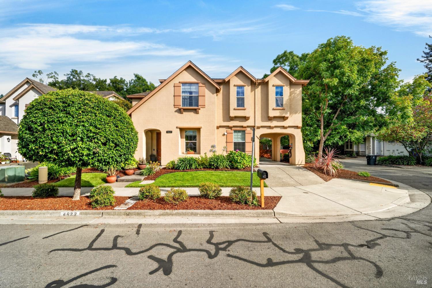 4622 Summerhays Place Santa Rosa CA 95405