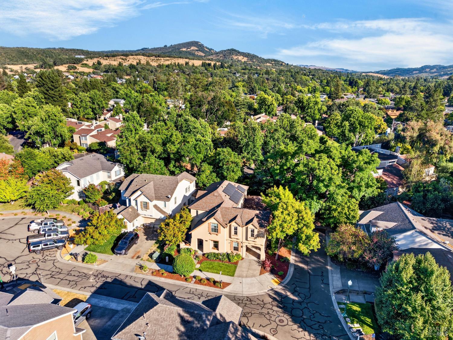 4622 Summerhays Place Santa Rosa CA 95405