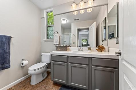 4622 Summerhays Place Santa Rosa CA 95405