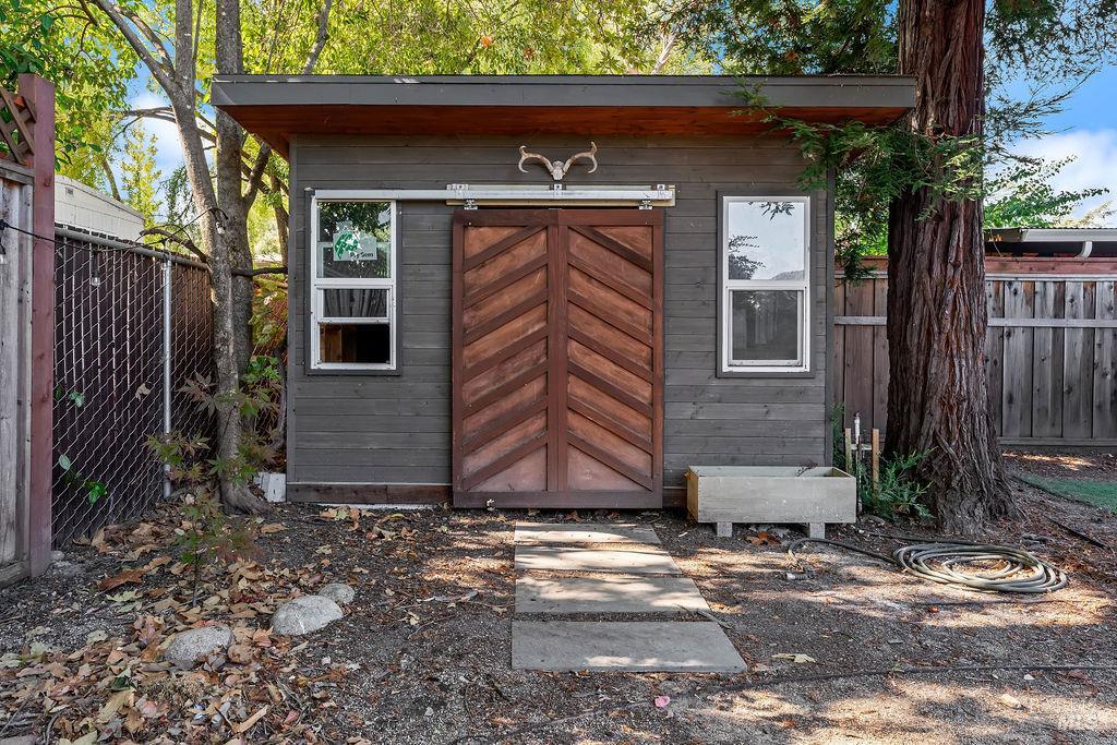 1132 Denise Drive Calistoga CA 94515