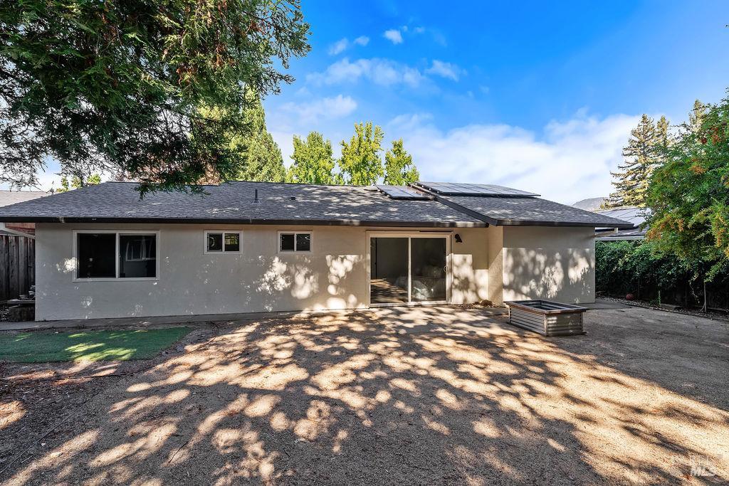 1132 Denise Drive Calistoga CA 94515