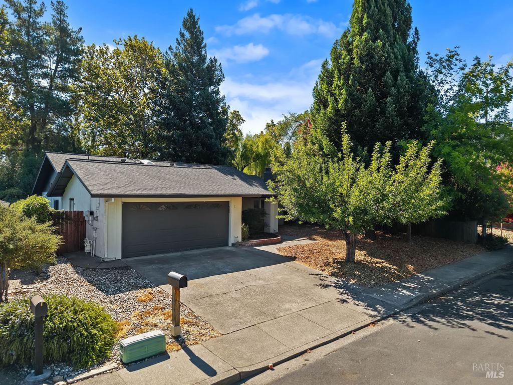 1132 Denise Drive Calistoga CA 94515