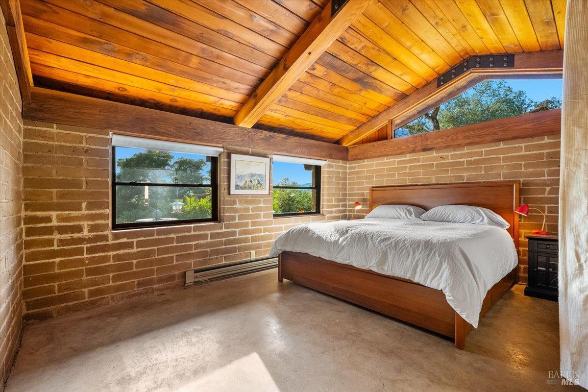 27650 River Road Cloverdale CA 95425