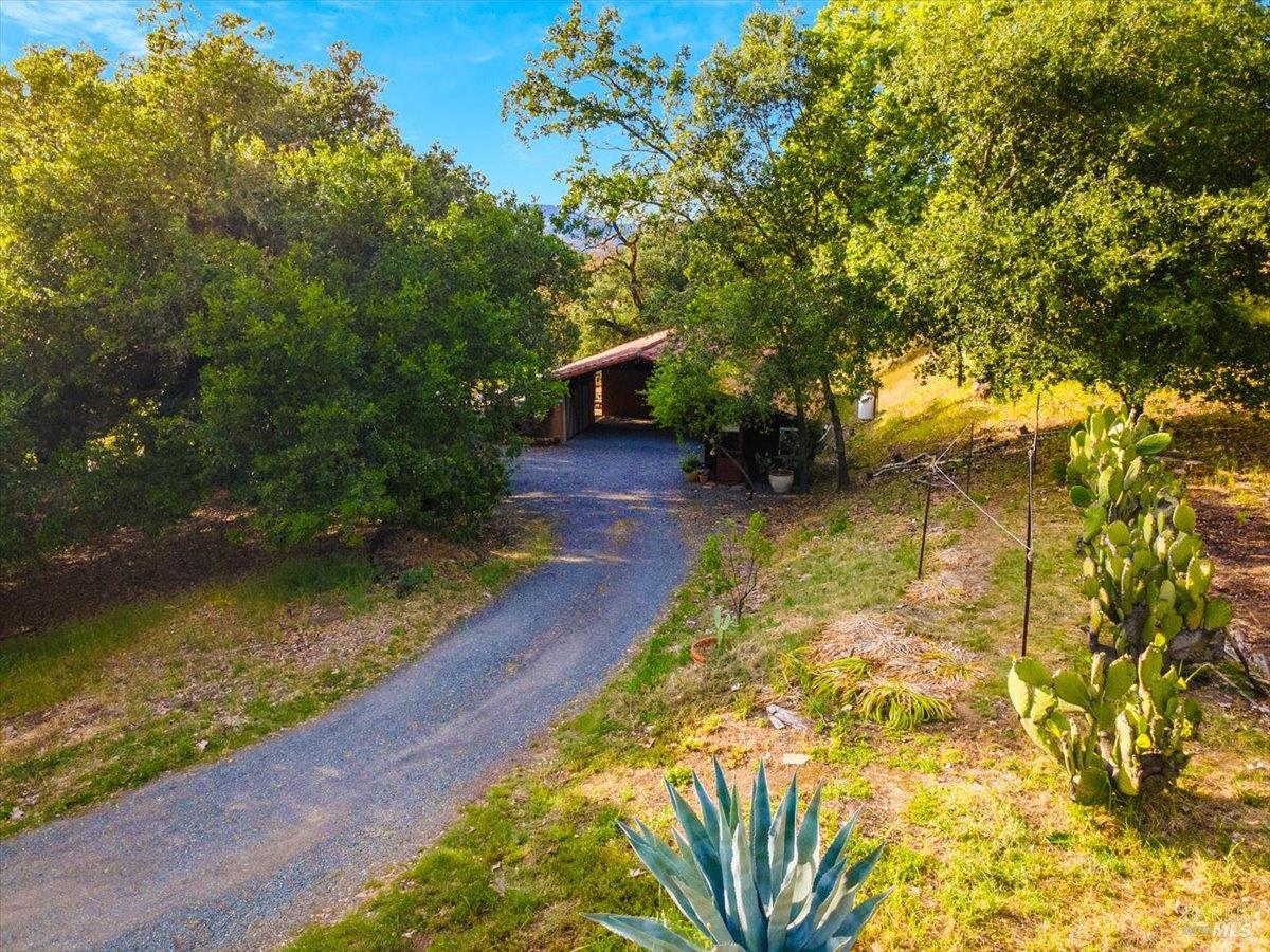 27650 River Road Cloverdale CA 95425