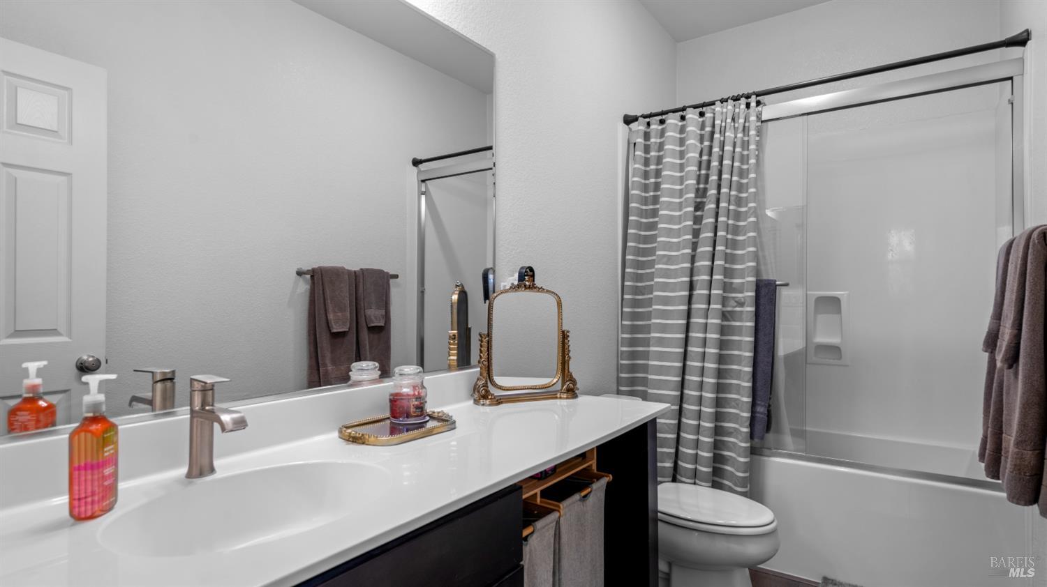 805 Broadfork Circle Vacaville CA 95687