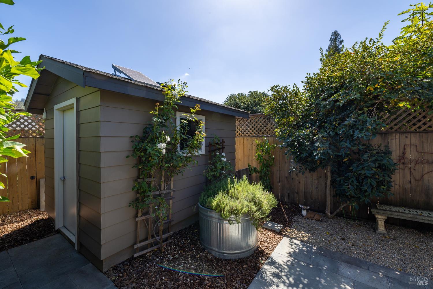 804 Josephine Lane Healdsburg CA 95448