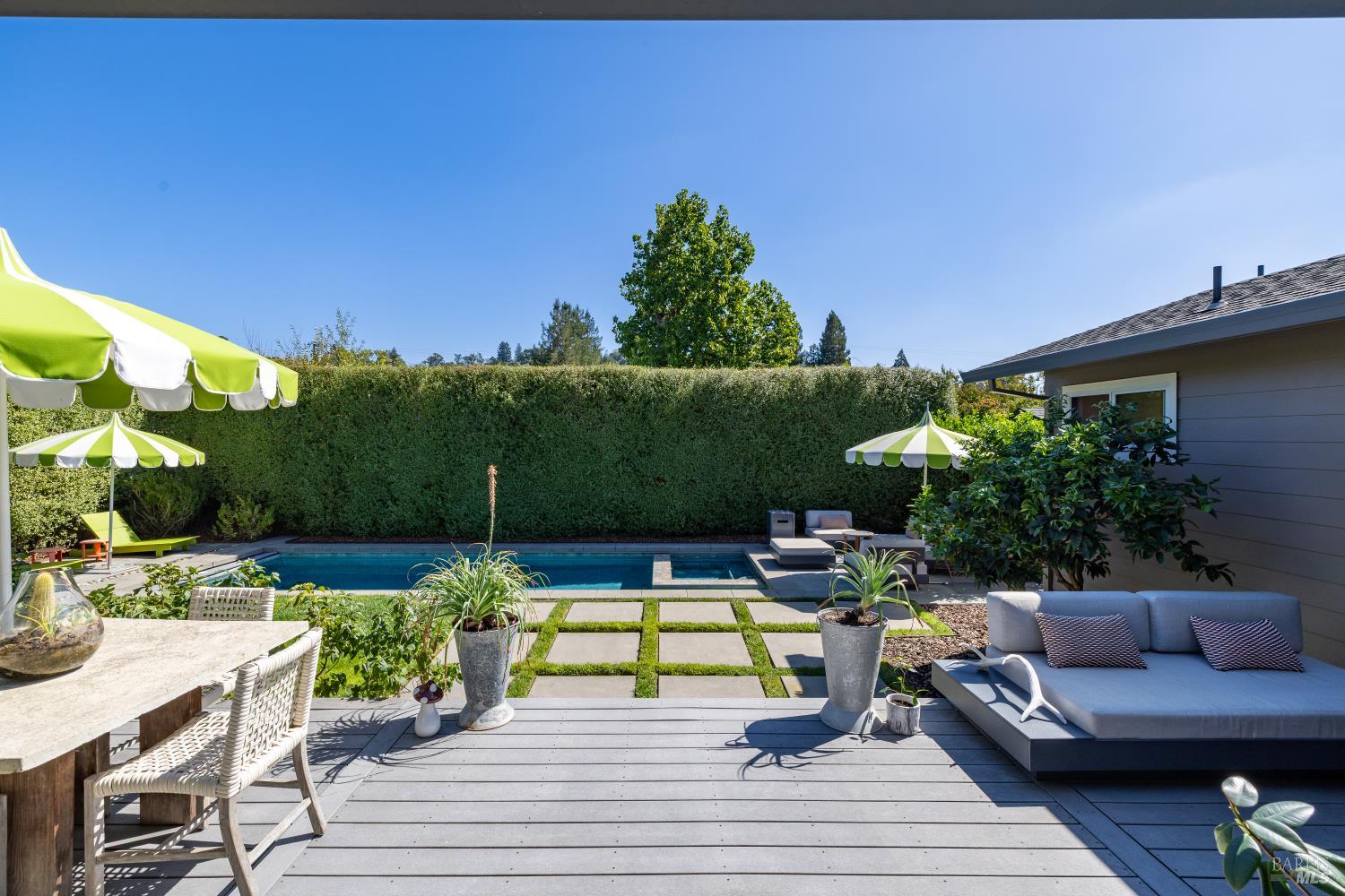 804 Josephine Lane Healdsburg CA 95448