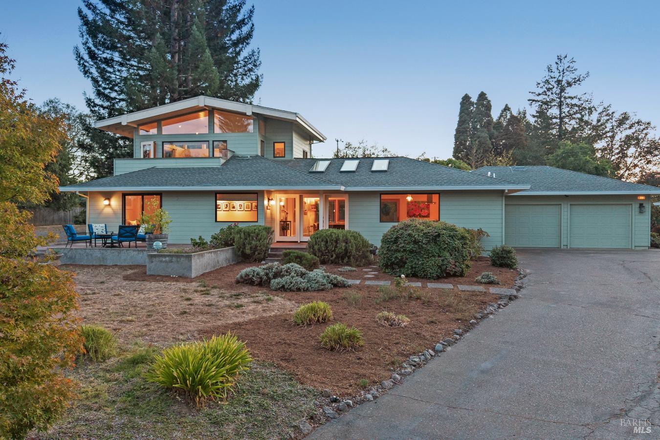 8622 Green Valley Road Sebastopol CA 95472