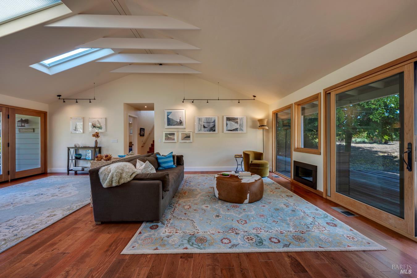 8622 Green Valley Road Sebastopol CA 95472