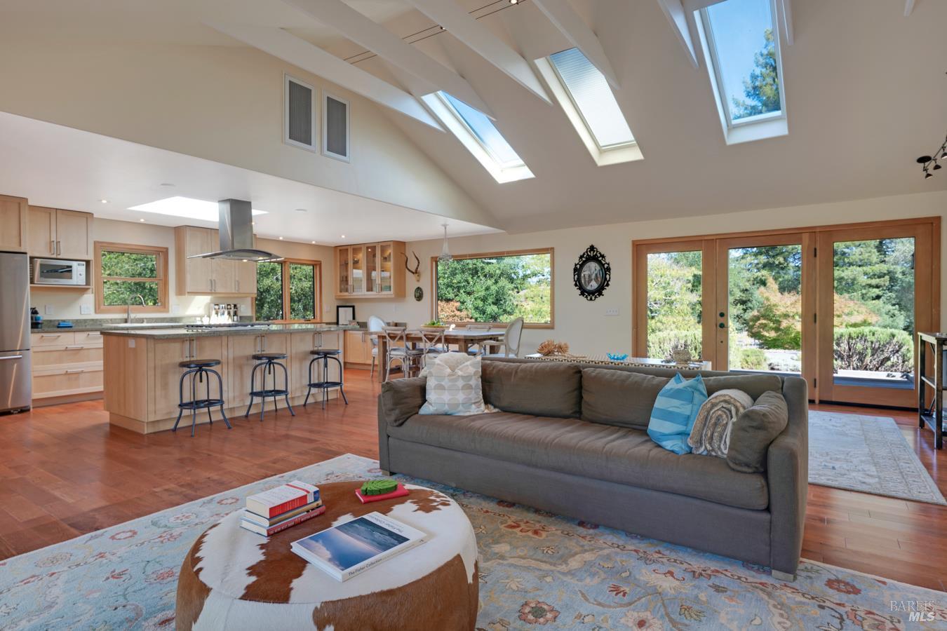 8622 Green Valley Road Sebastopol CA 95472