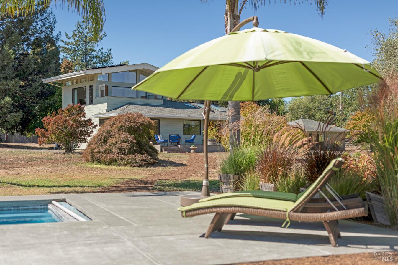 8622 Green Valley Road Sebastopol CA 95472