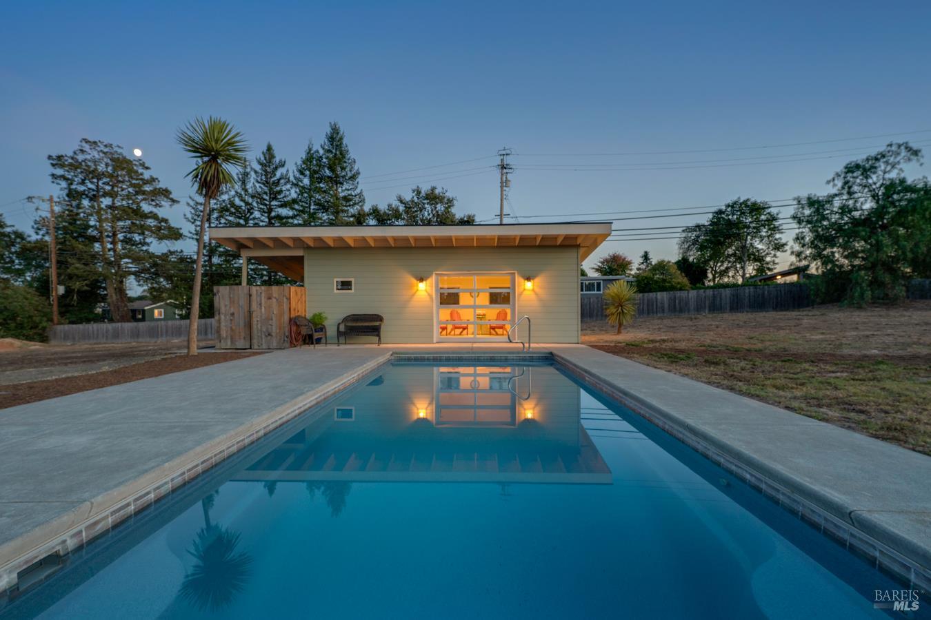 8622 Green Valley Road Sebastopol CA 95472