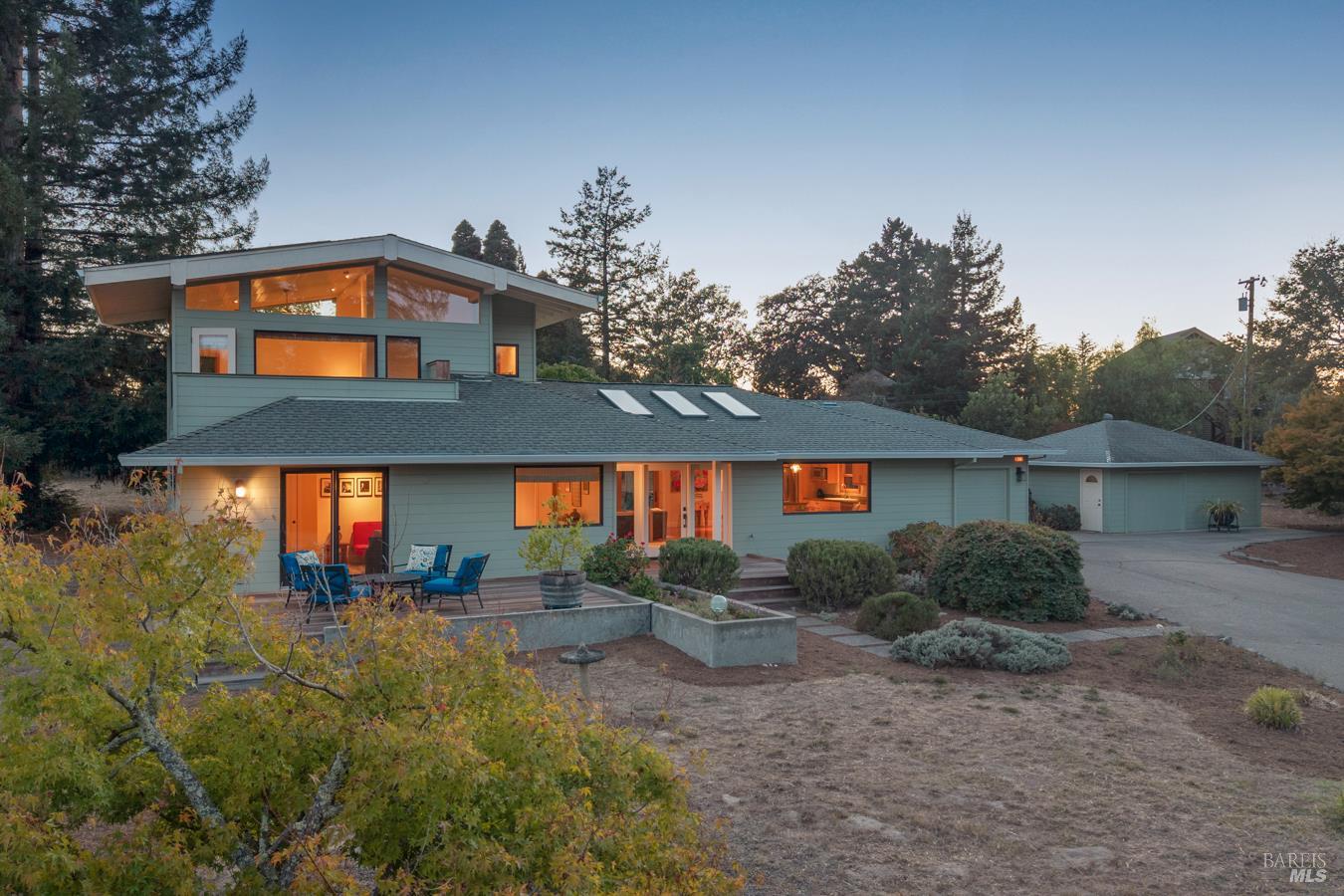 8622 Green Valley Road Sebastopol CA 95472