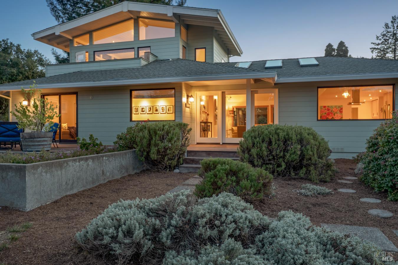 8622 Green Valley Road Sebastopol CA 95472