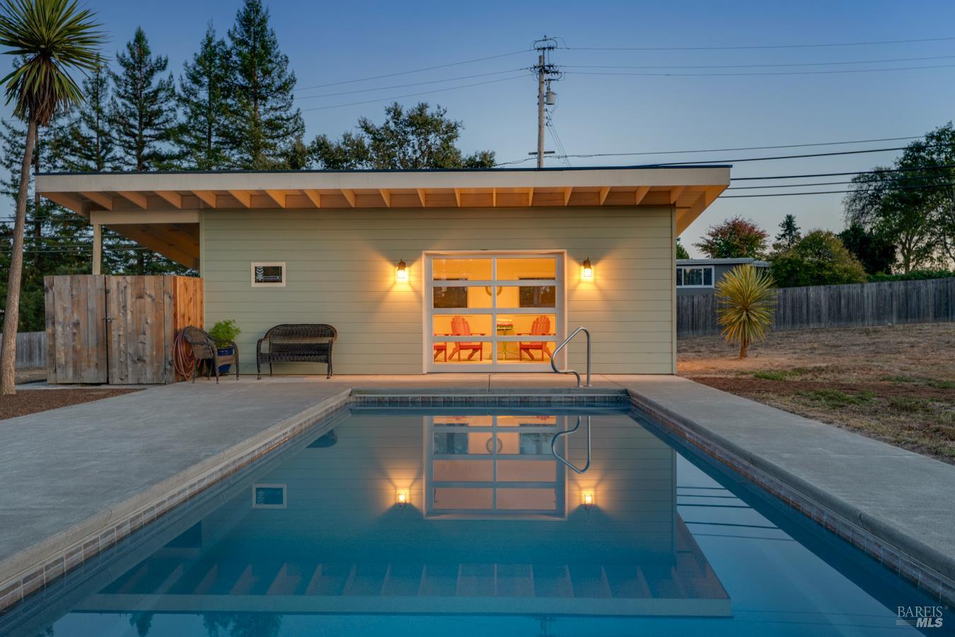 8622 Green Valley Road Sebastopol CA 95472