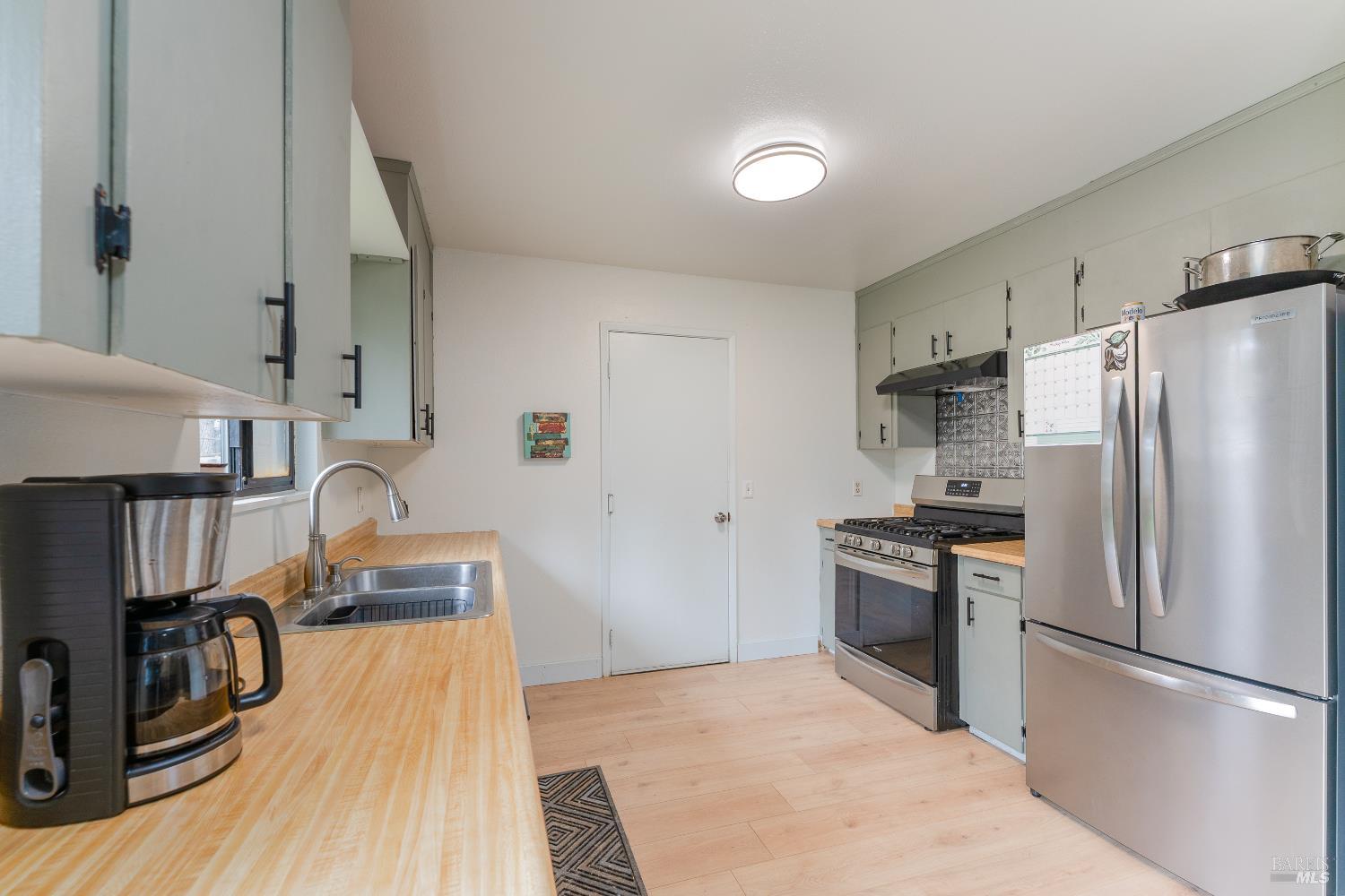 27431 Poppy Drive Willits CA 95490