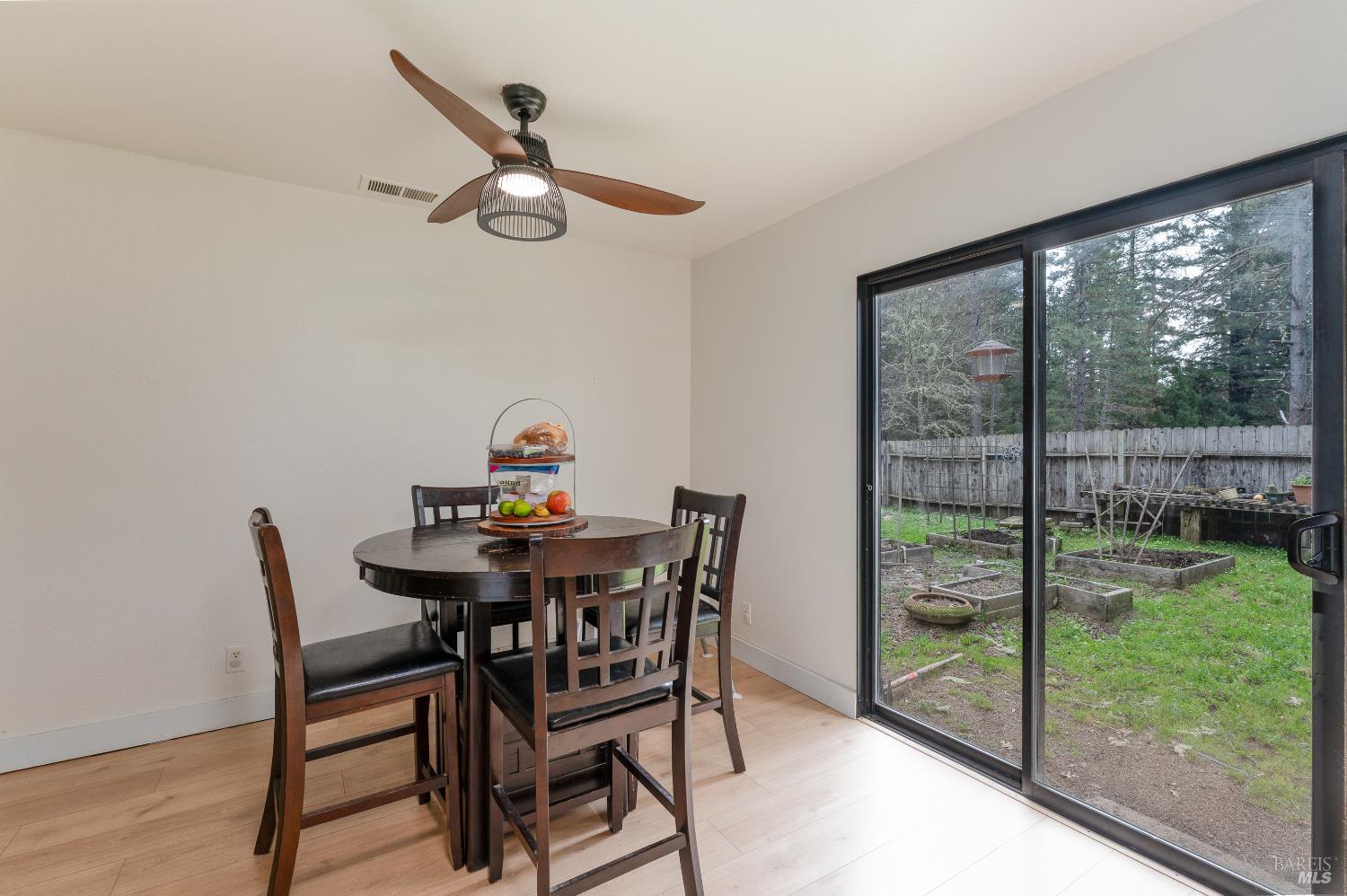 27431 Poppy Drive Willits CA 95490