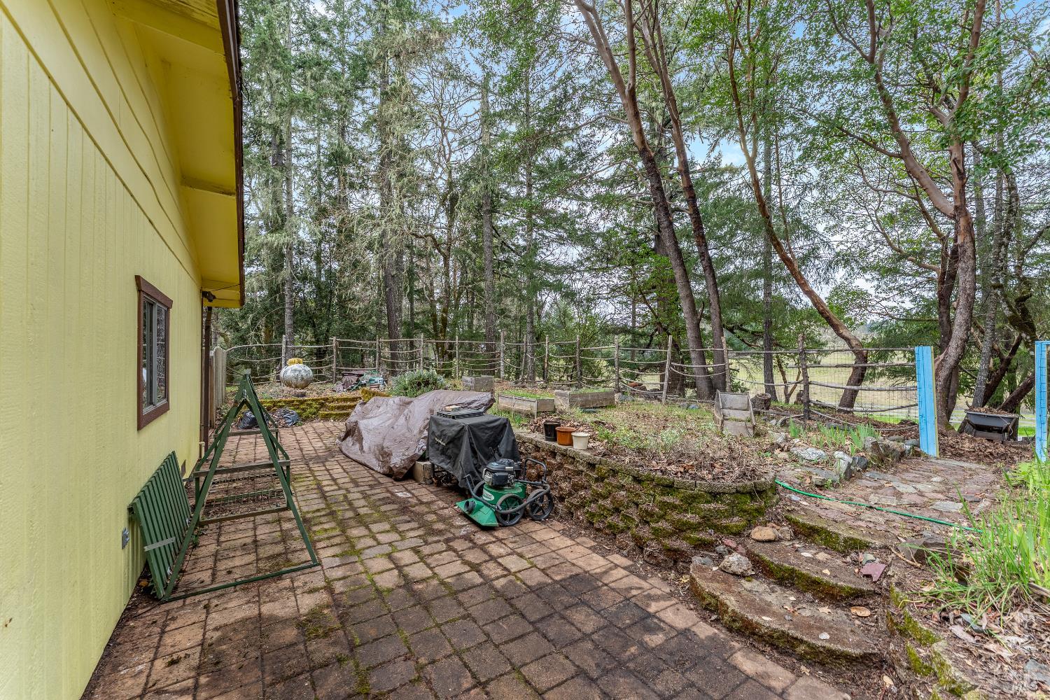 27431 Poppy Drive Willits CA 95490