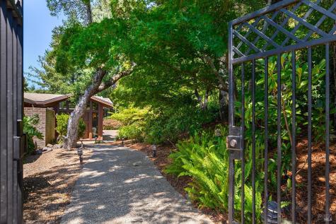 40 Blue Ridge Road Kentfield CA 94904