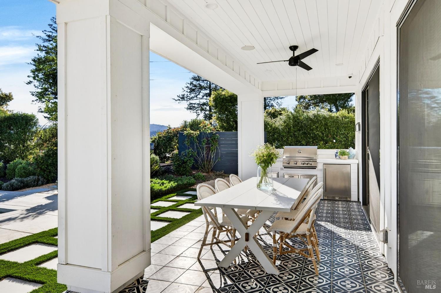 16 Upland Road St. Helena CA 94574