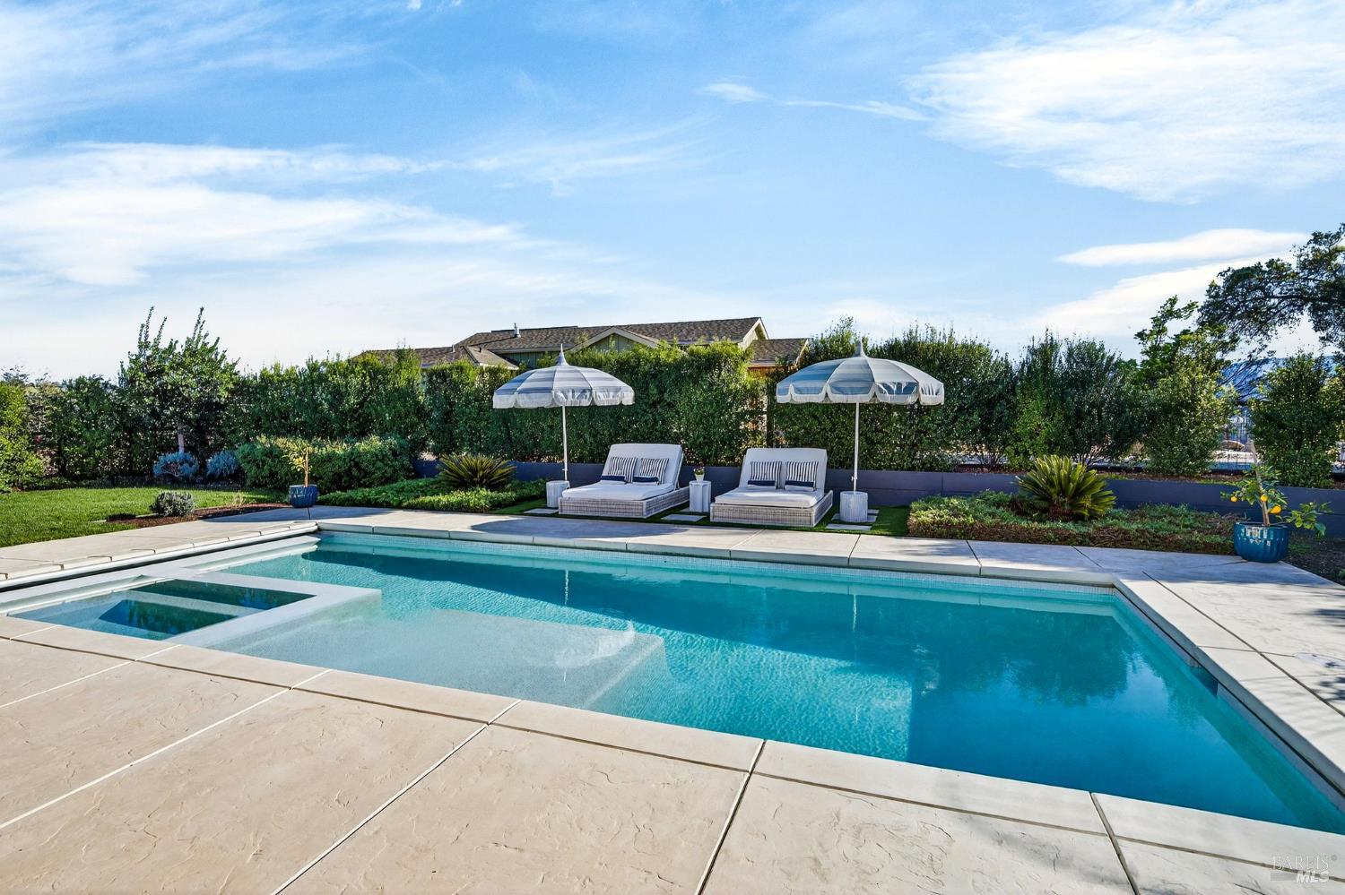 16 Upland Road St. Helena CA 94574