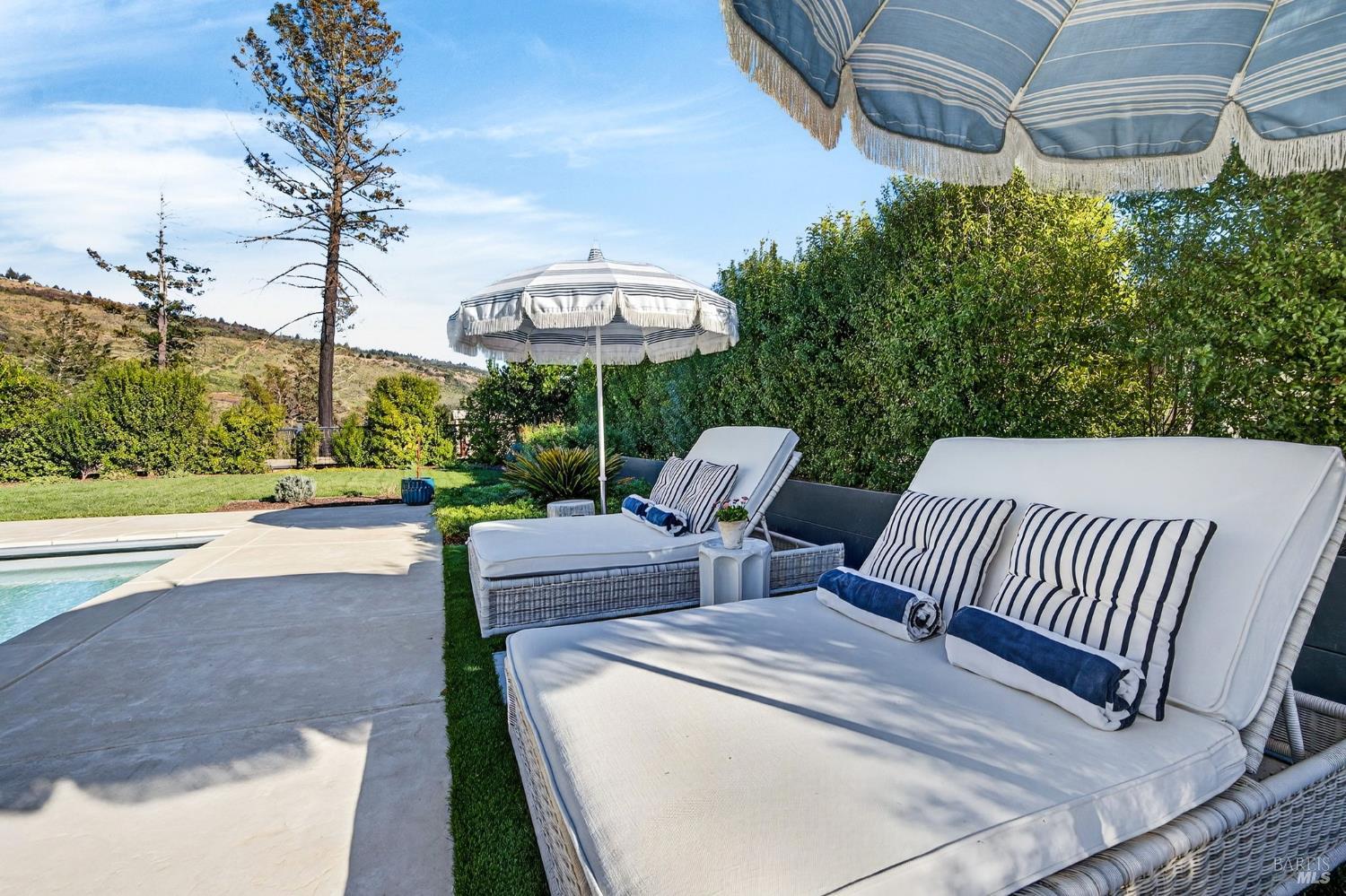 16 Upland Road St. Helena CA 94574