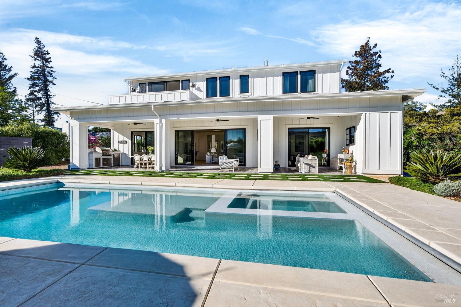 16 Upland Road St. Helena CA 94574