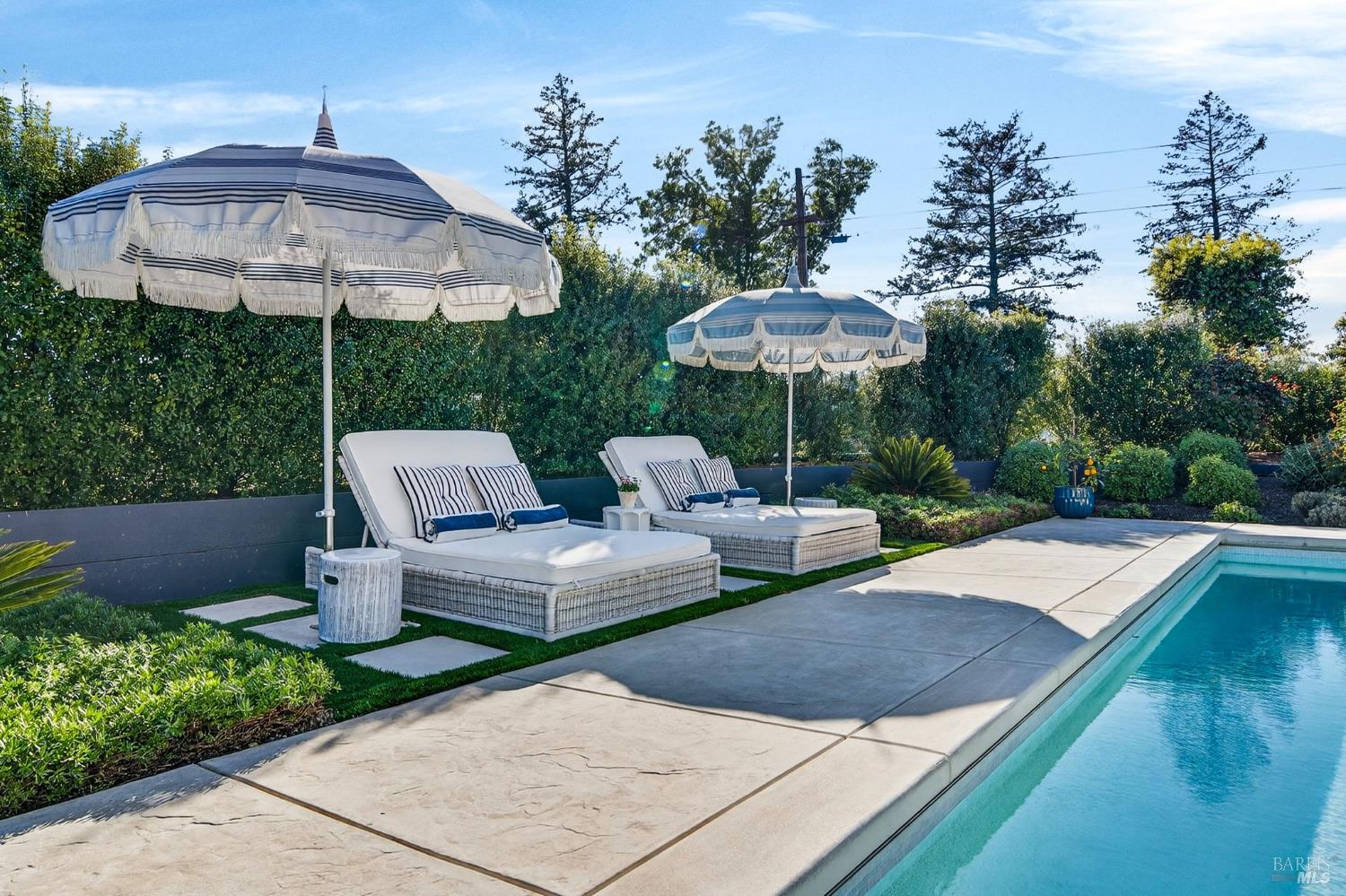 16 Upland Road St. Helena CA 94574
