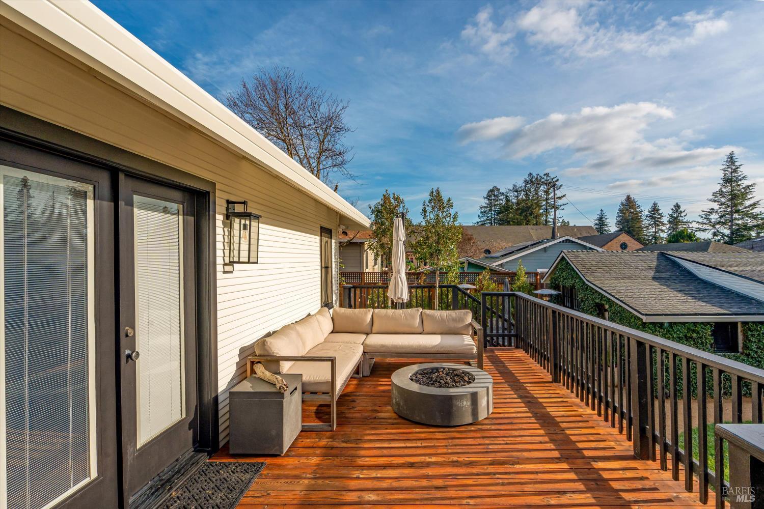 2019 Brown Street Napa CA 94559