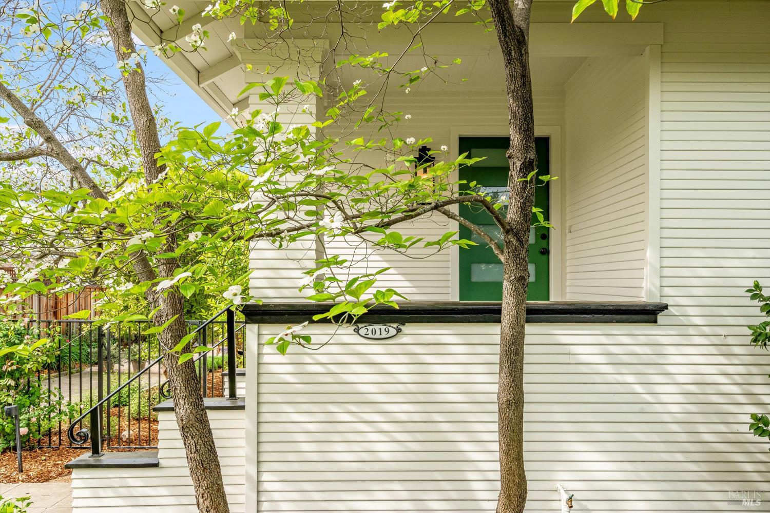 2019 Brown Street Napa CA 94559
