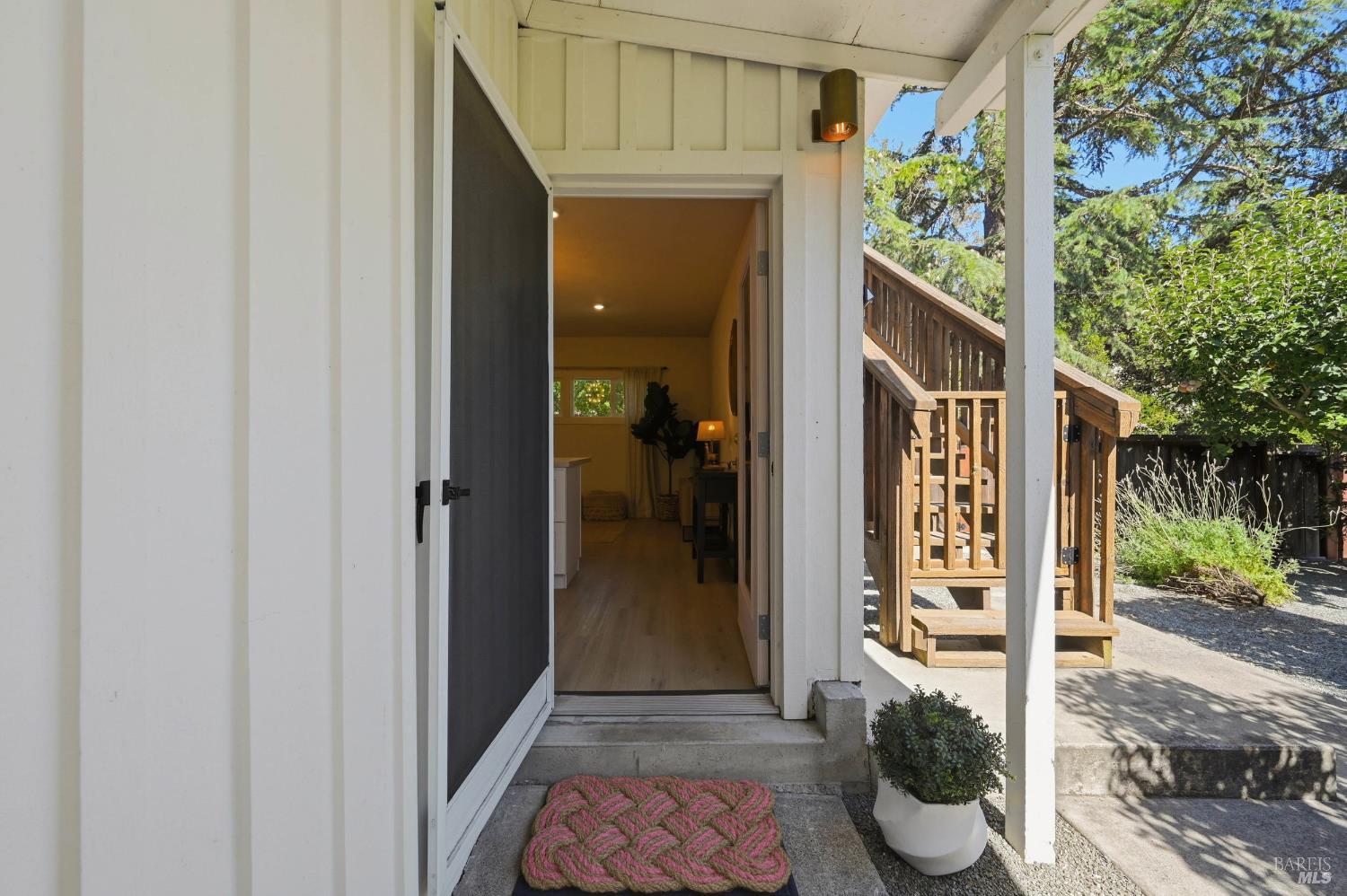 1081 Evans Avenue Napa CA 94559