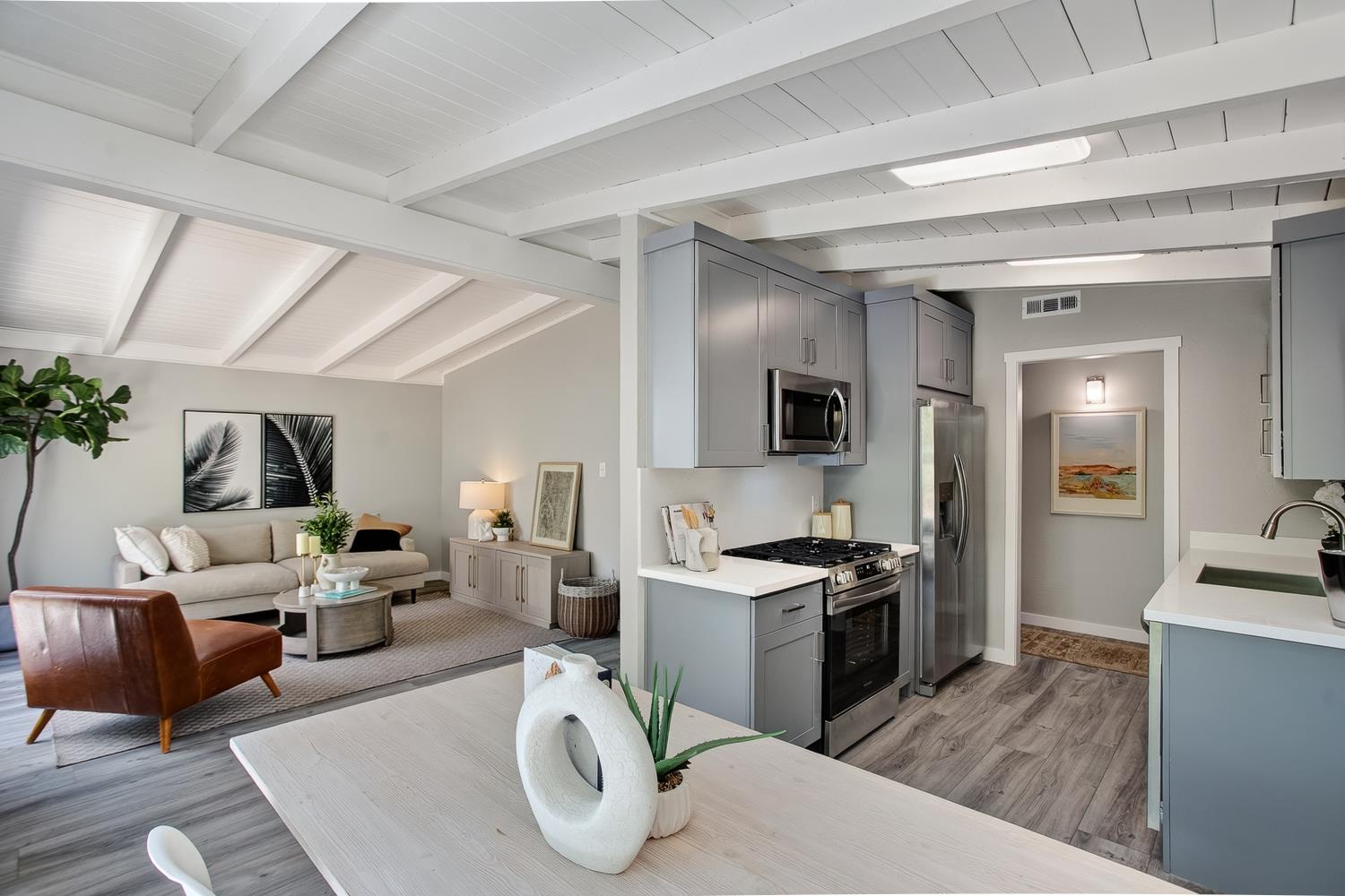 769 M Street Davis CA 95616