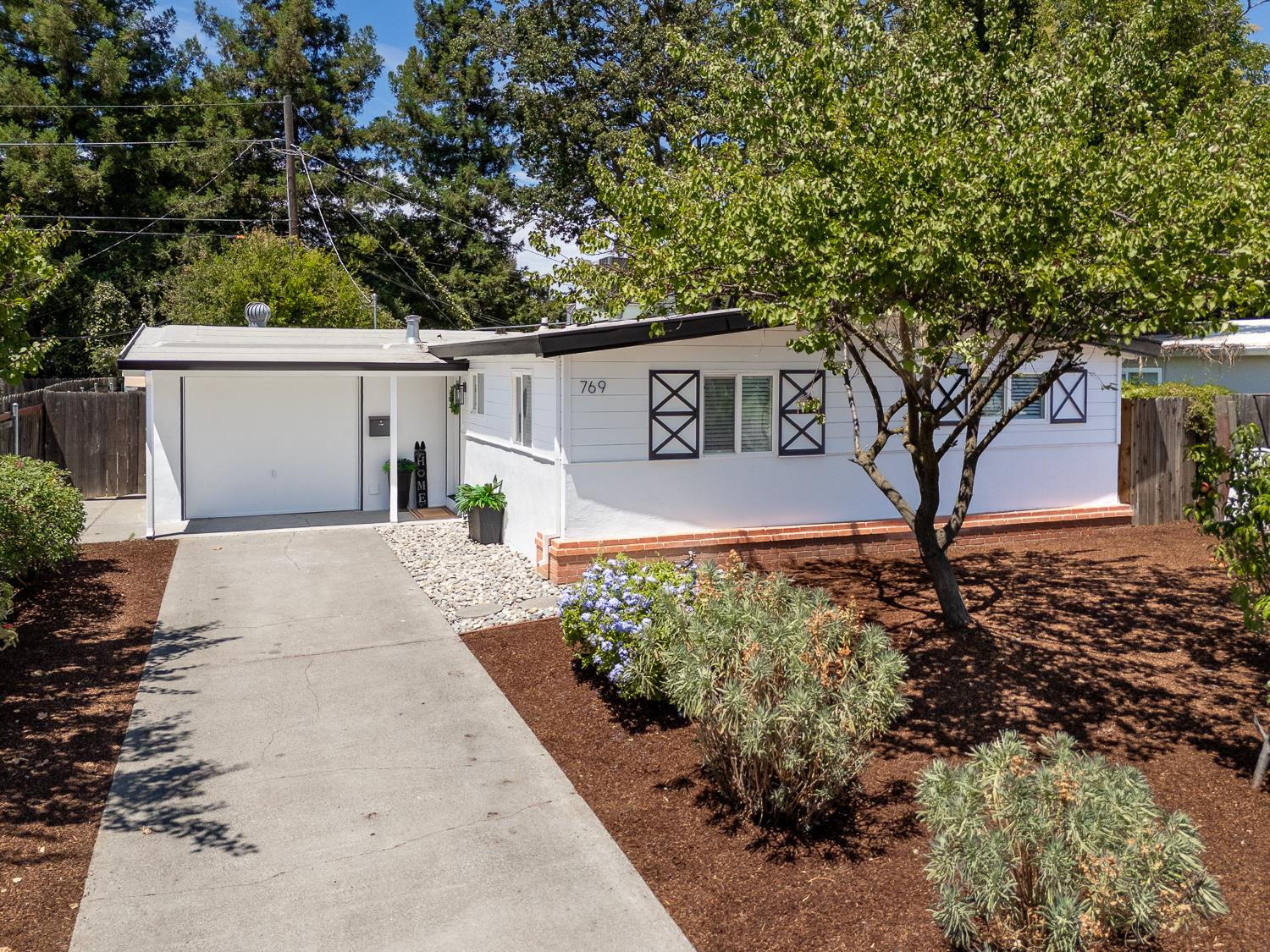 769 M Street Davis CA 95616