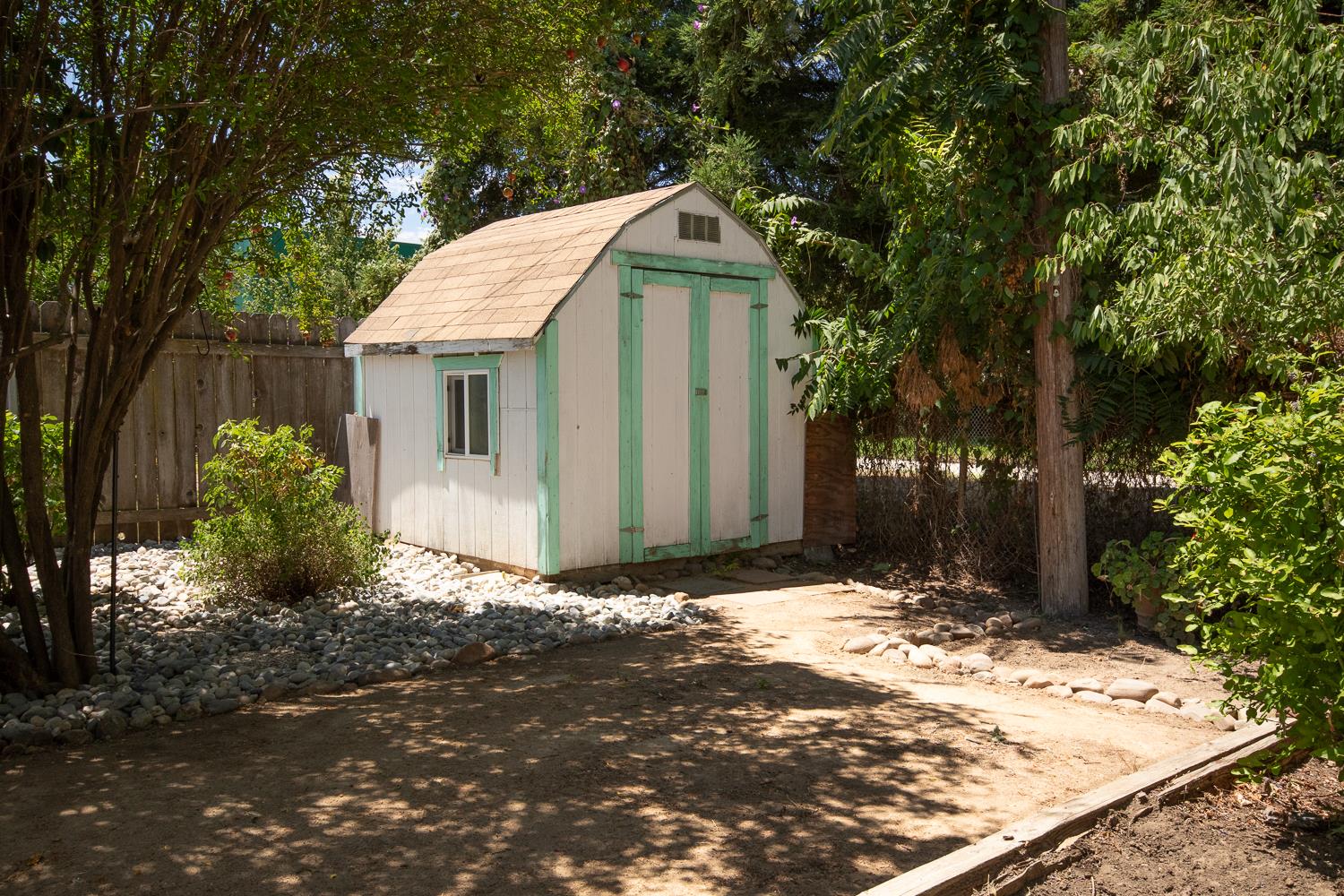 769 M Street Davis CA 95616