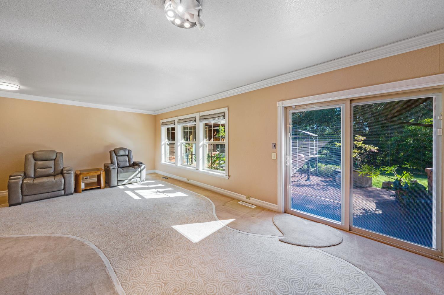 5475 Laird Road Loomis CA 95650