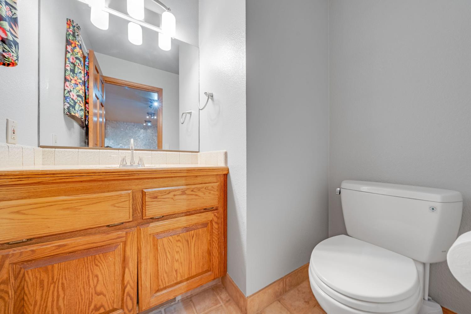 5475 Laird Road Loomis CA 95650