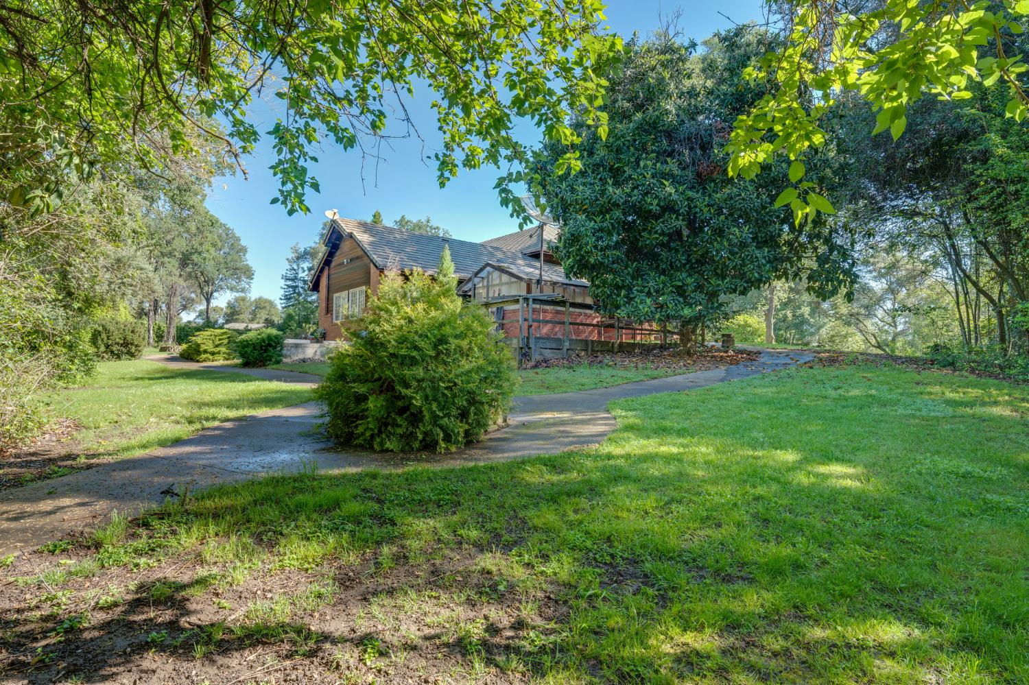 5475 Laird Road Loomis CA 95650