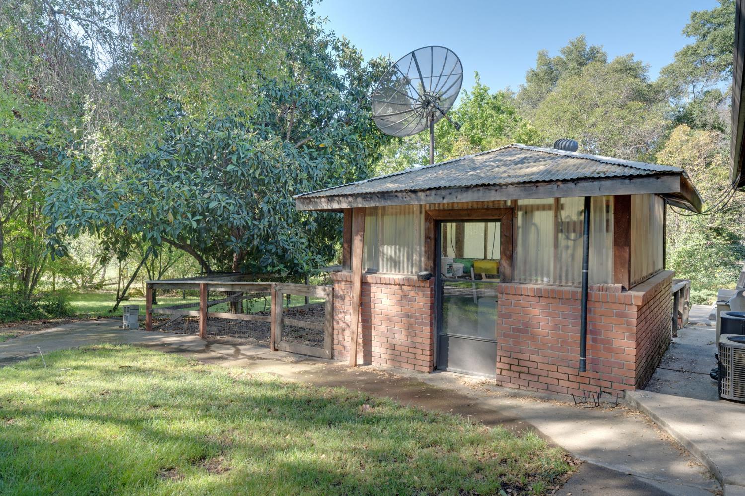 5475 Laird Road Loomis CA 95650