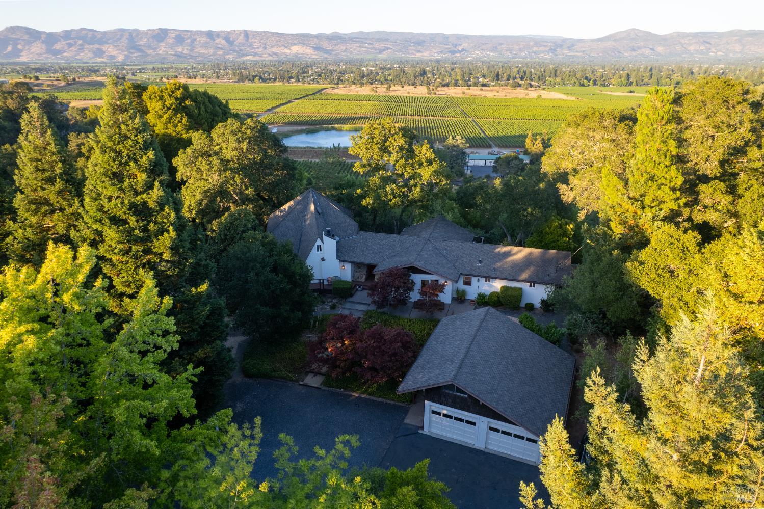 3051 Redwood Road Napa CA 94558