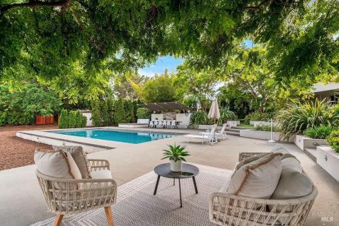 10936 Eastside Road Healdsburg CA 95448