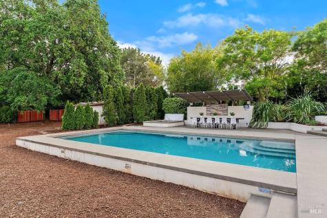10936 Eastside Road Healdsburg CA 95448