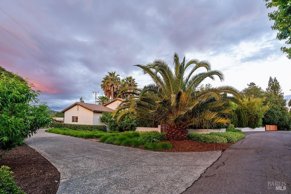 10936 Eastside Road Healdsburg CA 95448