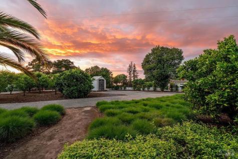 10936 Eastside Road Healdsburg CA 95448