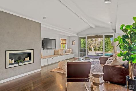 10936 Eastside Road Healdsburg CA 95448