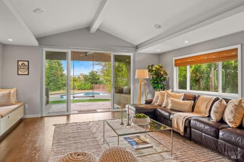 10936 Eastside Road Healdsburg CA 95448