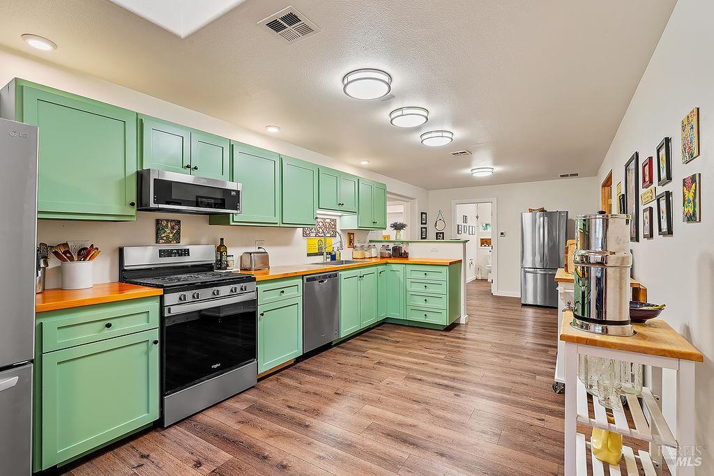 17140 Highway 116 Highway Guerneville CA 95446
