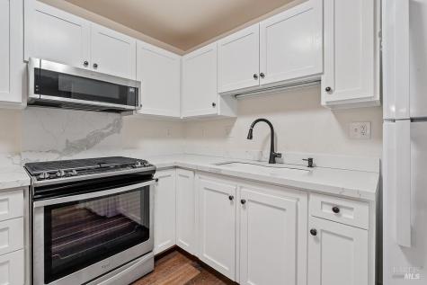 17140 Highway 116 Highway Guerneville CA 95446