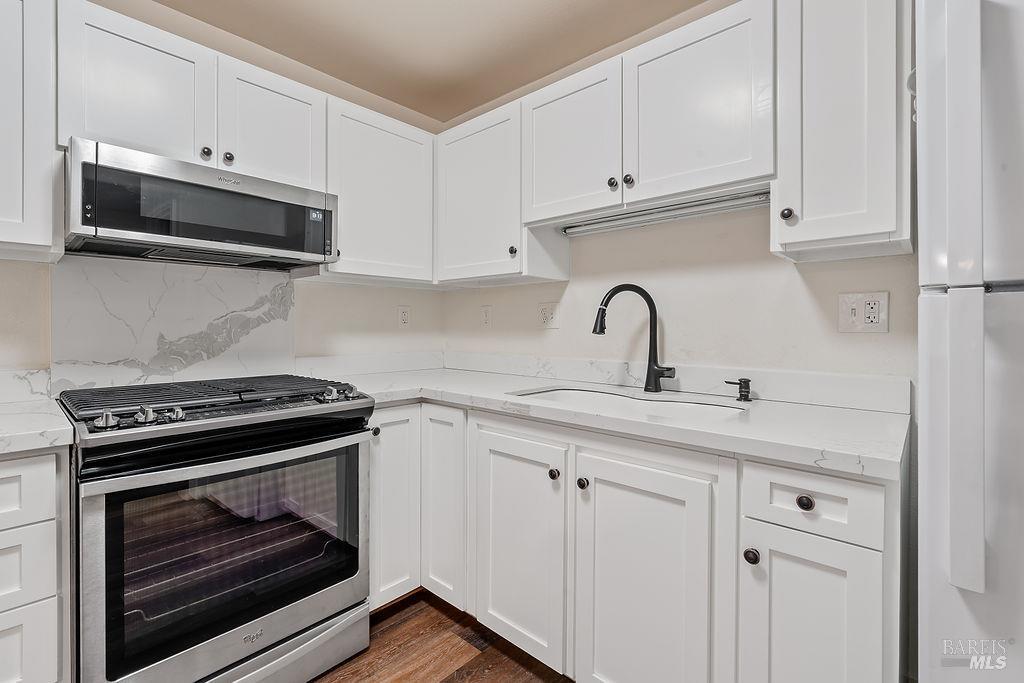 17140 Highway 116 Highway Guerneville CA 95446