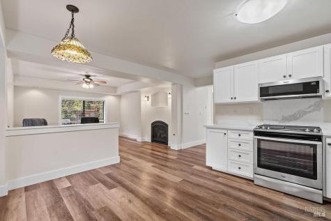 17140 Highway 116 Highway Guerneville CA 95446